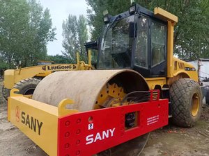 <b>USED</b> Compactor CA301D Second Hand Construction Machinery <b>Road</b> <b>Roller</b> Dynapac for Sale - Product Image 2