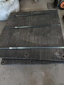 Plaque d'acier bimétallique de surfaçage résistant à l'abrasion d'usure de recouvrement de carbure de chrome de 10 + 5mm - Product Image 3