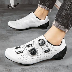Nuove <span class=keywords><strong>Scarpe</strong></span> <span class=keywords><strong>da</strong></span> Ciclismo <span class=keywords><strong>da</strong></span> <span class=keywords><strong>Uomo</strong></span> per <span class=keywords><strong>Bici</strong></span> <span class=keywords><strong>da</strong></span> <span class=keywords><strong>Corsa</strong></span> con Doppio Fibbia e Tacchetti, Sneaker Piatte <span class=keywords><strong>da</strong></span> Velocità - Product Image 3