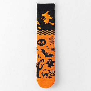 Calcetines de Halloween para mujer - Calcetines divertidos de algodón hasta la pantorrilla con diseños de calabaza, fantasma, murciélago y calavera - Accesorios espeluznantes para fiestas y cosplay - Product Image 5
