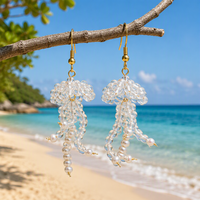 Boucles d'oreilles pendantes méduse perlées faites à la main, avec pierre précieuse de guérison en quartz clair, bijoux d'oreille goutte d'océan, longues pampilles, pour l'été et la plage
