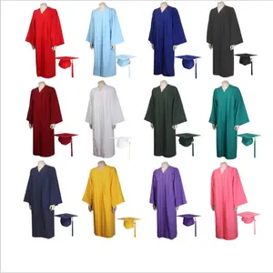 Siyah mezuniyet kap ve elbisesi okul için özelleştirilmiş yüksek kalite koleji mezuniyet Unisex OEM üniforma renk malzeme yetişkinler yaş