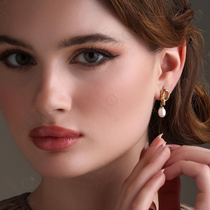 <span class=keywords><strong>Orecchini</strong></span> <span class=keywords><strong>Pendenti</strong></span> con Nodo <span class=keywords><strong>a</strong></span> <span class=keywords><strong>Cuore</strong></span> in Argento Sterling 925 e Perla, Gioielli Minimalisti Gemnel - Product Image 5