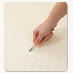 <span class=keywords><strong>Tapis</strong></span> <span class=keywords><strong>de</strong></span> puzzle en mousse XPE écologique personnalisé en usine, <span class=keywords><strong>tapis</strong></span> <span class=keywords><strong>de</strong></span> <span class=keywords><strong>sol</strong></span> épais anti-chute à emboîtement, <span class=keywords><strong>tapis</strong></span> <span class=keywords><strong>de</strong></span> jeu pour bébé imprimé avec des chiffres et des lettres <span class=keywords><strong>de</strong></span> l'alphabet - Product Image 6