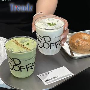 Emballages jetables pour boissons froides Trendz, gobelets à café glacé 12oz 16oz 24oz, logo personnalisé imprimé, gobelets en plastique PLA transparent en forme de U - Product Image 1