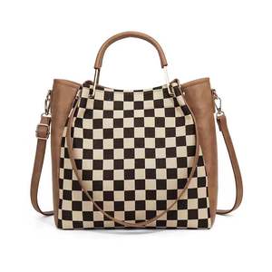 Sac à main hobo en cuir PU à carreaux pour femmes, en gros, avec bandoulière réglable et fermeture éclair, pour l'été/l'hiver/l'automne - Product Image 3