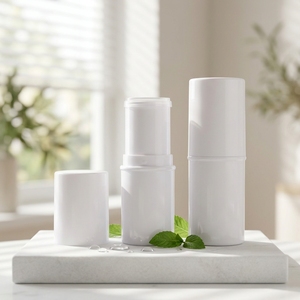 Contenant vide rond <span class=keywords><strong>pour</strong></span> baume à <span class=keywords><strong>lèvres</strong></span> 15 ml, emballage de crème à <span class=keywords><strong>lèvres</strong></span> à marque privée avec logo personnalisé, tube à rouge à <span class=keywords><strong>lèvres</strong></span> <span class=keywords><strong>pour</strong></span> rouge à <span class=keywords><strong>lèvres</strong></span> fait <span class=keywords><strong>maison</strong></span> - Product Image 5