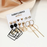 Nouveau ensemble de boucles d'oreilles rondes en diamant triangulaire boucles d'oreilles créatives en alliage minimaliste vintage