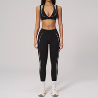Ensemble de sport 2 pièces pour femme, blanc uni, avec surpiqûres contrastées, coupe ajustée 3D, pour le yoga, la course et l'entraînement, style international