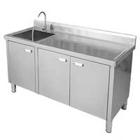 Évier de cuisine triple bac en acier inoxydable 304 avec double égouttoir pour restaurant