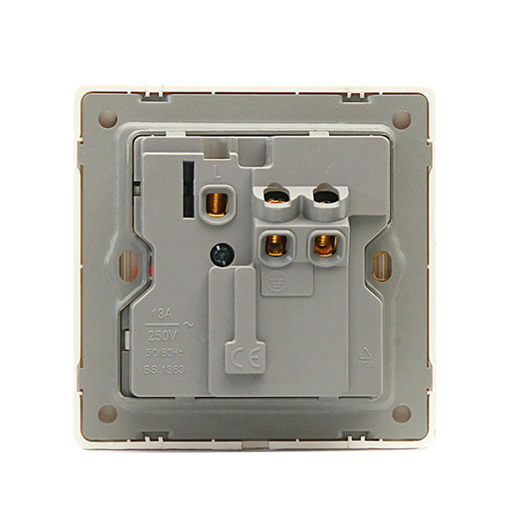 Multifunctional 5 Pin Switched Electric Light Wall Power Electric Socket and Switch Universal Socket With Indicator Light