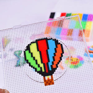 Venta al por Mayor de Fábrica: Kit de Cuentas Fusibles de 2.6mm, 24 Colores en Caja, 48 Colores, Kit de Cuentas Perler para Manualidades DIY, Kit de Cuentas Fusibles Hechas a Mano para Niños - Product Image 4