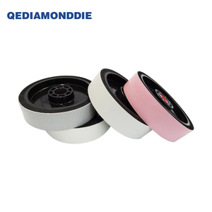 Roue de polissage diamantée à liant résineux souple de 6/8 pouces, grain 3000, Nova, pour le polissage des pierres précieuses - Product Image 2