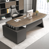 Bureau de direction de luxe moderne en bois, convertible, 69'' (175 cm), réglable électriquement, modulaire et extensible, avec plaque en céramique dorée
