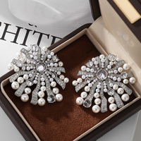Boucles d'oreilles élégantes en forme de grand coquillage Boucles d'oreilles en zircon goutte d'eau Boucles d'oreilles de luxe en pierre de couleur Bijoux de mode pour femmes