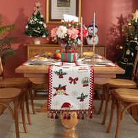 Chemin de table de Noël de luxe JU-463, jacquard, boules de Noël, anneaux de clochettes, chemins de table avec pompons