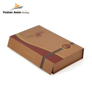 Cajas de Embalaje de Cartón Corrugado Reciclado para Ropa Interior Femenina, Diseño Personalizado Gratuito, en Venta - Product Image 2