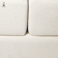 Pouf carré Boucle - Repose-pieds géométrique modulaire - Tabouret sculptural en polaire Teddy pour salon