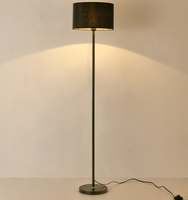Lampe sur pied minimaliste de luxe léger, lampe de table verticale moderne et créative pour salon, chambre à coucher, décoration intérieure