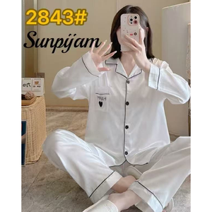 Set Pigiama Invernale Suzhen ODM Personalizzabile con Logo, Stile Lusso Francese, in Finta Seta, Maniche Lunghe, Pantaloni e Vestaglia in Spandex per Famiglie - Product Image 5