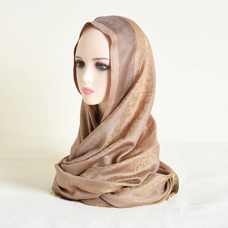 도매 공장 좋은 품질 패션 인쇄 디자인 아랍 두바이 이슬람 여성 히잡과 숙녀 숄