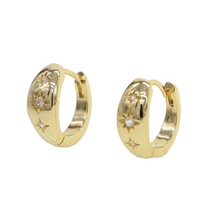Gioielli Pop delinty stella <span class=keywords><strong>incisione</strong></span> oro placcato <span class=keywords><strong>orecchini</strong></span> a cerchio con zircone stile alla moda per matrimoni feste e regali - Product Image 3