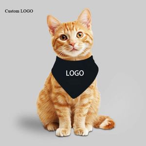 Pañuelos Triangulares Personalizados con Logotipo para Mascotas - Impresión Digital Ecológica, Ideales para Promociones - Product Image 1