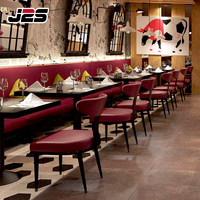 Ensemble de meubles de restaurant commercial J2S, table carrée moderne en bois et chaises, sièges de comptoir de café de luxe personnalisés