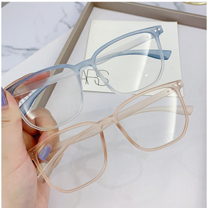 DOISYER <span class=keywords><strong>occhiali</strong></span> fotocromatici di nuova moda <span class=keywords><strong>occhiali</strong></span> <span class=keywords><strong>da</strong></span> <span class=keywords><strong>vista</strong></span> <span class=keywords><strong>occhiali</strong></span> <span class=keywords><strong>da</strong></span> <span class=keywords><strong>vista</strong></span> retrò classici <span class=keywords><strong>con</strong></span> venature del legno finto quadrati Anti <span class=keywords><strong>luce</strong></span> blu - Product Image 6