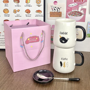 Mug en céramique avec couvercle et cuillère, 301-400 ml, résistant à la chaleur, idéal pour le petit-déjeuner au bureau ou pour les couples. - Product Image 1