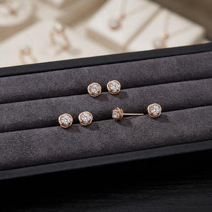Boucles d'oreilles solitaires en spirale avec diamant de laboratoire, plaqué or, certifiées IGI, unisexe, tendance, pour mariage, respectueuses de la peau, bijoux de luxe - Product Image 2
