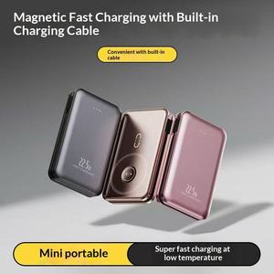 Cargador Portátil Compacto de 22.5W y 10000mah con Cable Integrado para una Carga Súper Rápida y Suministro de Energía Móvil Conveniente - Product Image 4