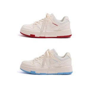 Zapatillas de Skateboarding Casuales de Moda para Mujer 2026, Estilo Deportivo con Cordones y Punta Baja - Product Image 1