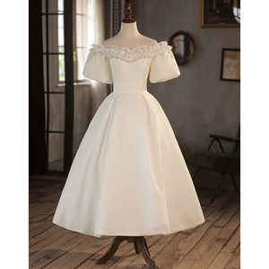 2025 nueva <span class=keywords><strong>princesa</strong></span> satén blanco modelo nuevo estilo fuera del hombro vestido <span class=keywords><strong>de</strong></span> noche vestido <span class=keywords><strong>de</strong></span> <span class=keywords><strong>novia</strong></span> elegante vestido bordado con flecos - Product Image 6