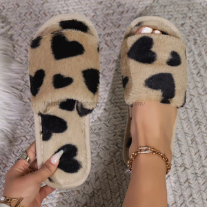 Wholesale Custom New Open Toe Fashion Fur Women's <b>Shoes</b> Slippers Flat Love Heart Printed Indoor Outdoor Fuzzy Ladies Slipper - Product Image 4