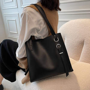 กระเป๋าถือผู้หญิงแบบใหม่, กระเป๋าถือผู้หญิงแบบ PU, กระเป๋าโท้ทผู้หญิงทันสมัย, กระเป๋าสะพายไหล่ผู้หญิง - Product Image 4