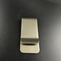 Penjepit Uang Minimalis dari Baja Anti Karat dengan Logo Custom untuk Pria, Dompet Logam Tipis Penyimpan Uang Tunai Kartu Kredit dan Uang Kertas, Hadiah