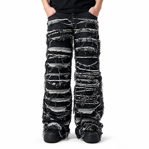 <span class=keywords><strong>Jeans</strong></span> da Uomo in Denim Elasticizzato Grigio Scuro, Gamba Larga, Effetto Usurato <span class=keywords><strong>con</strong></span> <span class=keywords><strong>Strappi</strong></span> a Scala su Tutta la Lunghezza, Bordi Sfilacciati e Fodera Grigia - Product Image 2