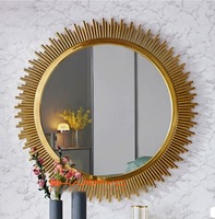 Console moderne de luxe avec pieds en acier inoxydable doré et miroir pour l'entrée de la maison, le salon, l'hôtel ou la villa