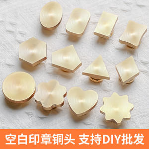 Sello de Cera Redondo Suidis con Cabeza de Cobre para Manualidades, Sellado de Papel y Diarios - Product Image 4