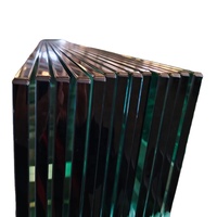Panneau en verre trempé 8 mm, verre de sécurité résistant aux rayures pour la construction et l'affichage