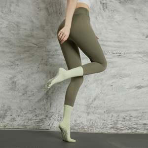 High Quality Custom logo Grip Pilates Socks Packaging Designer Crew Ruffle Women Yoga Socks Non slip Yoga Socks - Product Image 1