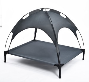 Spf 50 Verhoogde Hond <span class=keywords><strong>Bed</strong></span> <span class=keywords><strong>Outdoor</strong></span> Draagbare Grote Verhoogde Luifel Honden Mesh <span class=keywords><strong>Bed</strong></span> Met Verwijderbare Zonnescherm
