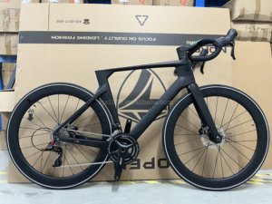 Bicicleta de Carretera de Fibra de Carbono 700C R10, Ligera, Aerodinámica, Urbana, 22 Velocidades, Frenos de Disco Hidráulicos <span class=keywords><strong>Shimano</strong></span> R2000, Aluminio, Deportiva - Product Image 1