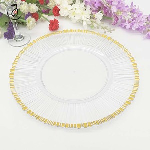 <span class=keywords><strong>Assiettes</strong></span> de présentation en plastique transparent blanc or de 33 cm (13 pouces) pour les mariages, les décorations de beauté, les fêtes, les événements, les restaurants, vente en gros - Product Image 1