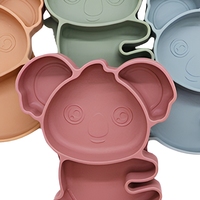 Assiette bébé Pudyroll en silicone de qualité alimentaire avec design à ventouse divisé pour une alimentation facile
