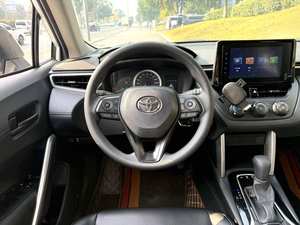 Toyota Corolla <span class=keywords><strong>Altis</strong></span> 2.0 L CVT Édition Premium <span class=keywords><strong>2022</strong></span>, transmission automatique, voiture d'occasion - Product Image 4