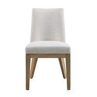 Fauteuil contemporain à cadre en bois et dossier rembourré, avec accoudoirs et design mobile pour usage domestique