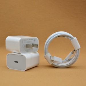 Cargador PD de 30W Tipo-C de Carga Rápida para Apple iPhone, Blanco, Enchufes EU, US, UK - Product Image 1