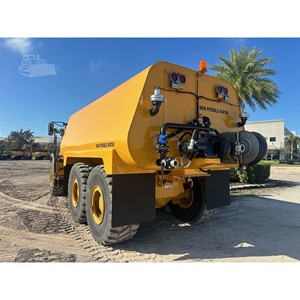 2021 B30E 6 Medium-sized Truck Condition with 450hp & 2500Nm Torque - Product Image 6